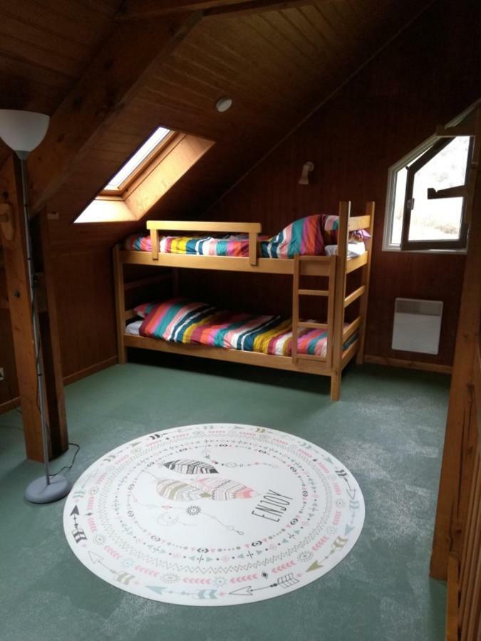 Les Chalets De La Foret D'Issaux Osse-en-Aspe المظهر الخارجي الصورة